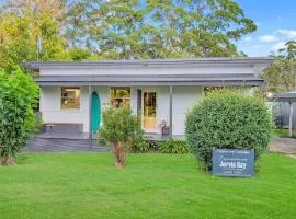 Tipperary Cottage by Experience Jervis Bay