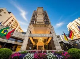 IVVI | Suíte no Centro - Hidro + Piscina