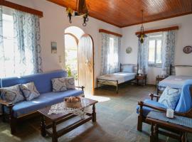 Poline Traditional House With Garden & Sea In 0 Distance, khách sạn ở Marmarion