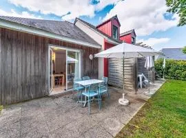 Duplex Cottage with Pool for 4