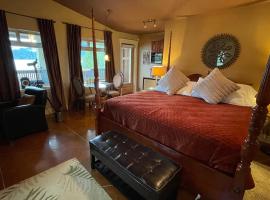 The Tuwanek Bed and Breakfast, hotel v destinaci Sechelt