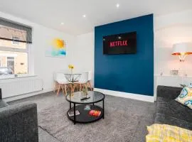 Walk to Beamish Museum Stylish 3BR Home Sleeps 5 - Pass the Keys