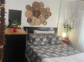 Apartamento para Temporada MÍNIMA DE 6 MESES