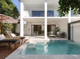 Ocean views: Steps from Sunrise Beach
