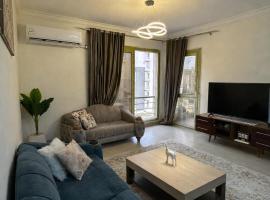Luxury 3BR Suite in Jannah 2 Sheikh Zayed Compound โรงแรมในSheikh Zayed