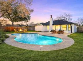 Golden DFW - Near Stadiums, Large Pool, Fire Pit