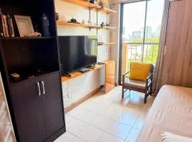 A cozy, relaxing condo at city center