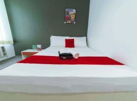 RedDoorz Plus Roxas Street Davao, Hotel in Davao City