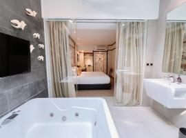 Verse Luxe Hotel Wahid Hasyim, hotell i Jakarta