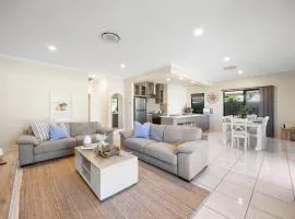 Gone Coastal - Family Beachside Breeze