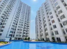 Collection O near Stadion Utama Gelora Bung Karno formerly The Archies