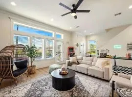 FIFA Luxury Game House w Rooftop, Downtown View, Arcade, NRG