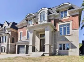 B-Queen bedroom near Yonge-Finch - Willowdale Grand Residence