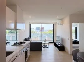 Resort Living at M-City, 2BR 2BA w Parking&Balcony M40