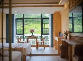 Zhangjiajie峰邻樵舍Villa Hotel 2KM from National Forest Park,200Meters from Romentic show