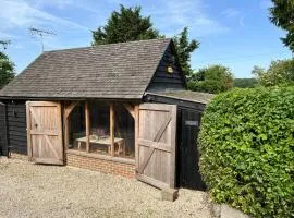 Beautiful Detached Barn in the Chiltern Hills