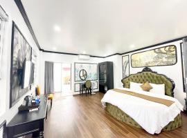 Capital Hotel 21 Truong Cong Giai, hotel sa Hanoi