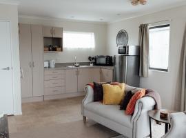Pembroke View, hotel di Carterton