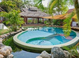 Hotspring Hexagon House, hotel i Pai