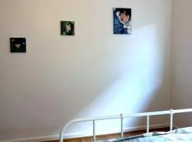 Springvale Hub - Beautiful & spacious queen bed room