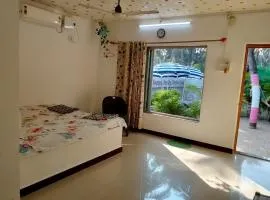 Holiday Homestay Beach Rooms Deep Diving & Light House & Watersports Tarkarli