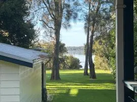 Sandpipers Beach House, Culburra - pet friendly