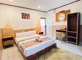 Anjani Larva Cottage - Homestay and Eatery, ξενοδοχείο σε Senaru