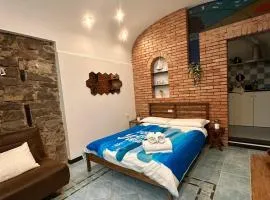 Dal Ferroviere - A Charming Stone Retreat in Cinque Terre