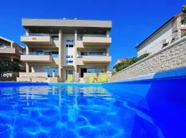 Luxury Apartments SIKIRIC with Fantastic View on the sea