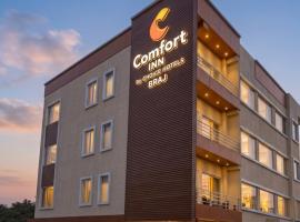 Comfort Inn Braj Vrindavan, хотел в Матура