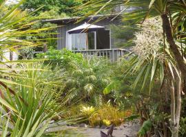 Island Breeze, hotel sa Oneroa