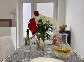 15m Como and 20m Milan Apartment with parking