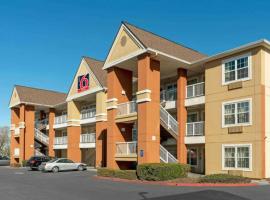 Studio 6 Extended Stay Sacramento Arden Way CA、サクラメントのホテル