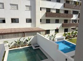 Nouvelle Soukra - Luxury Pool View Suite, hotel a La Soukra