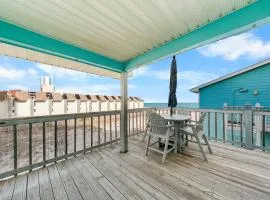 Lani Kai 230 – Gulf Coast Condo Walk to Beach + Pools + Balcony Views!