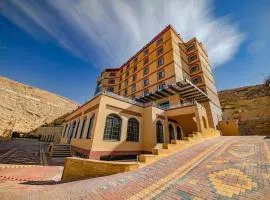 Petra Canyon Hotel