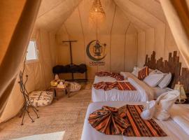 Lantern Luxury Camp, hotell i Merzouga