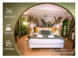 Escape - Suite with Balneo and Sauna - Downtown, Hotel in Pontarlier