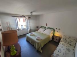 A P E house, hotel a Polizzi Generosa