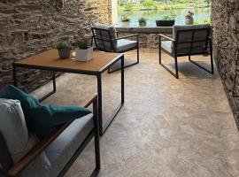 Ferienwohnung Moselblick, khách sạn ở Alf