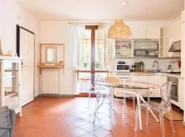 Firenze Bright Terrace - Modern 2BR APT