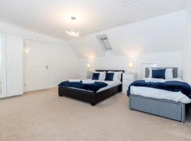 Spacious 3-Bed Home – Family Contractor Friendly โรงแรมในCoxhoe