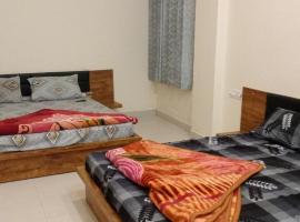 Shree balaji guest house, hotel a Khātu