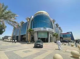 Sunday Business Avenue Formerly Rand Hotel