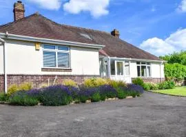 3 Bed in Totland Bay oc-ic110