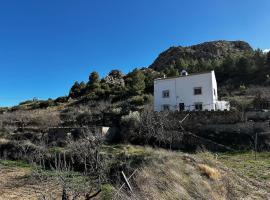 Casa Rural con chimenea y terraza en Vélez Rubio, Hotel in Vélez Rubio
