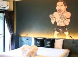 Dent Station Residence, hotel in Ban Suan