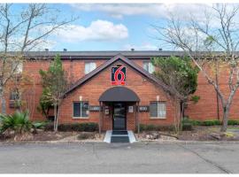 Studio 6 Suites Jackson Ridgeland MS, hotel u gradu 'Ridgeland'