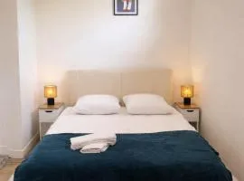 Appartement pour 2 - Université, parking facile