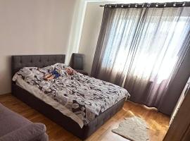 Casa Tineretului, Hotel in Dej